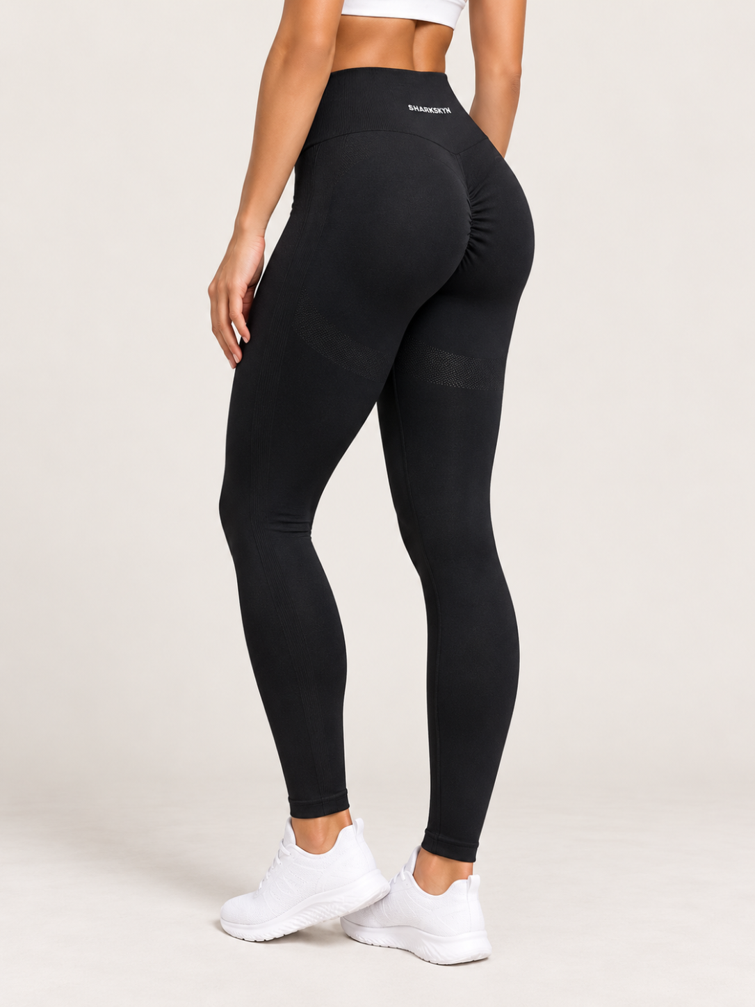 Minimal Black